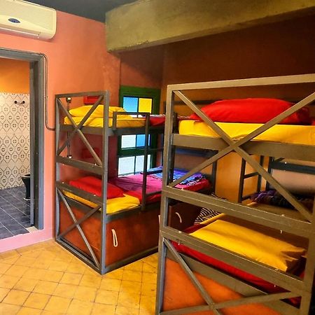Circo Hostel アスンシオン エクステリア 写真