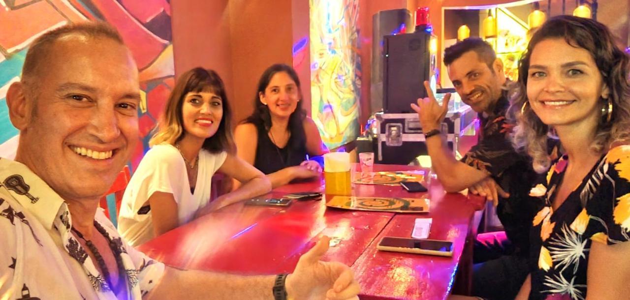 Circo Hostel アスンシオン エクステリア 写真